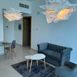 Golden Vacation Homes Continental Tower Marina Appartement